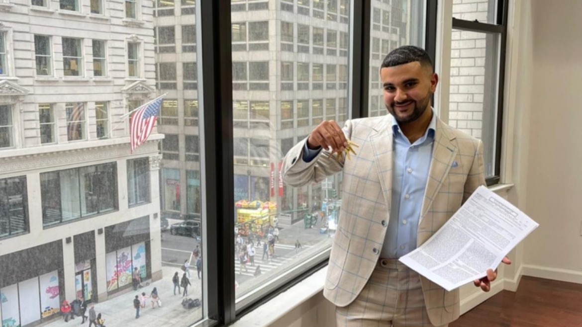 Discover Custom Suits at Maximus Clothing, 431 Fifth Avenue, New York